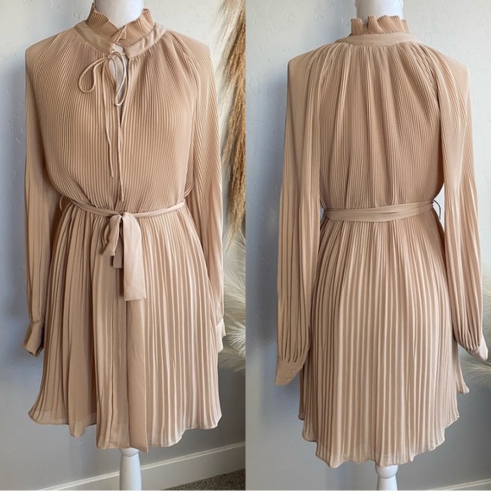 ENDLESS ROSE Black Pleated Mini Dress